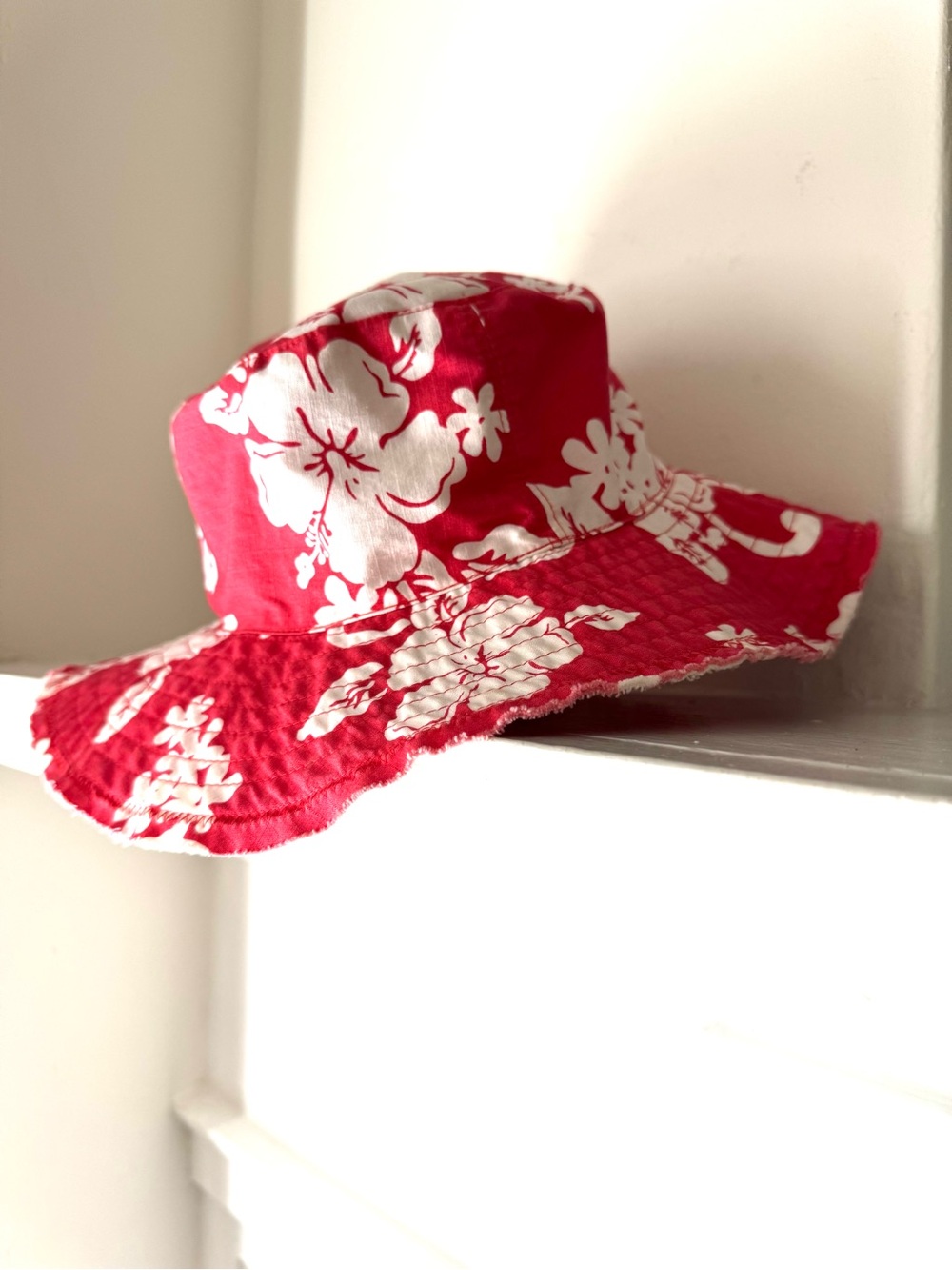 Old Navy Red and White Floral Bucket Hat